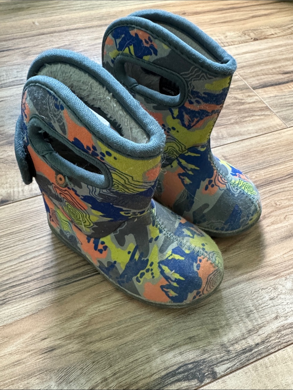 Kids Waterproof Bogs Winter Boots - Multicolor